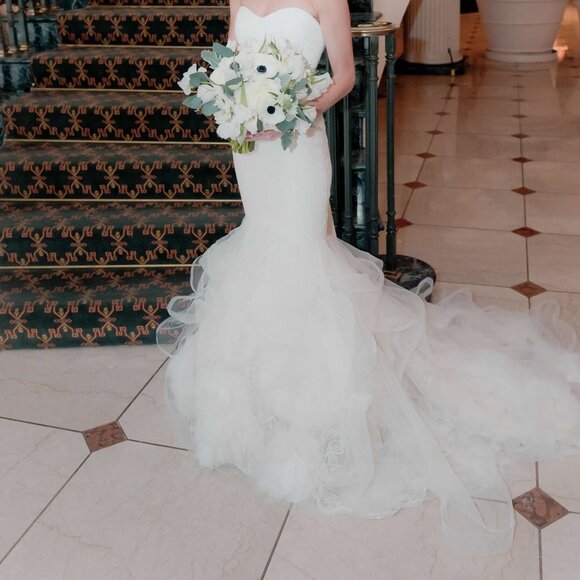 Vera Wang Lillian Wedding DRESS sIZE 0 - Picture 6 of 6